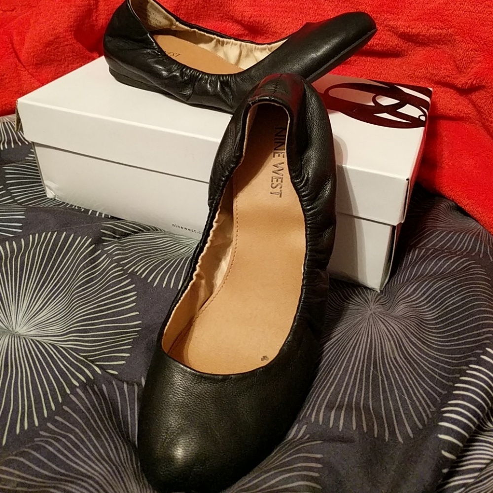 Nine West black flats